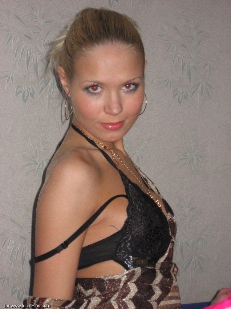 Любительские фотки русской девки