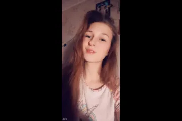 Молоденькая сосочка(18 лет)
